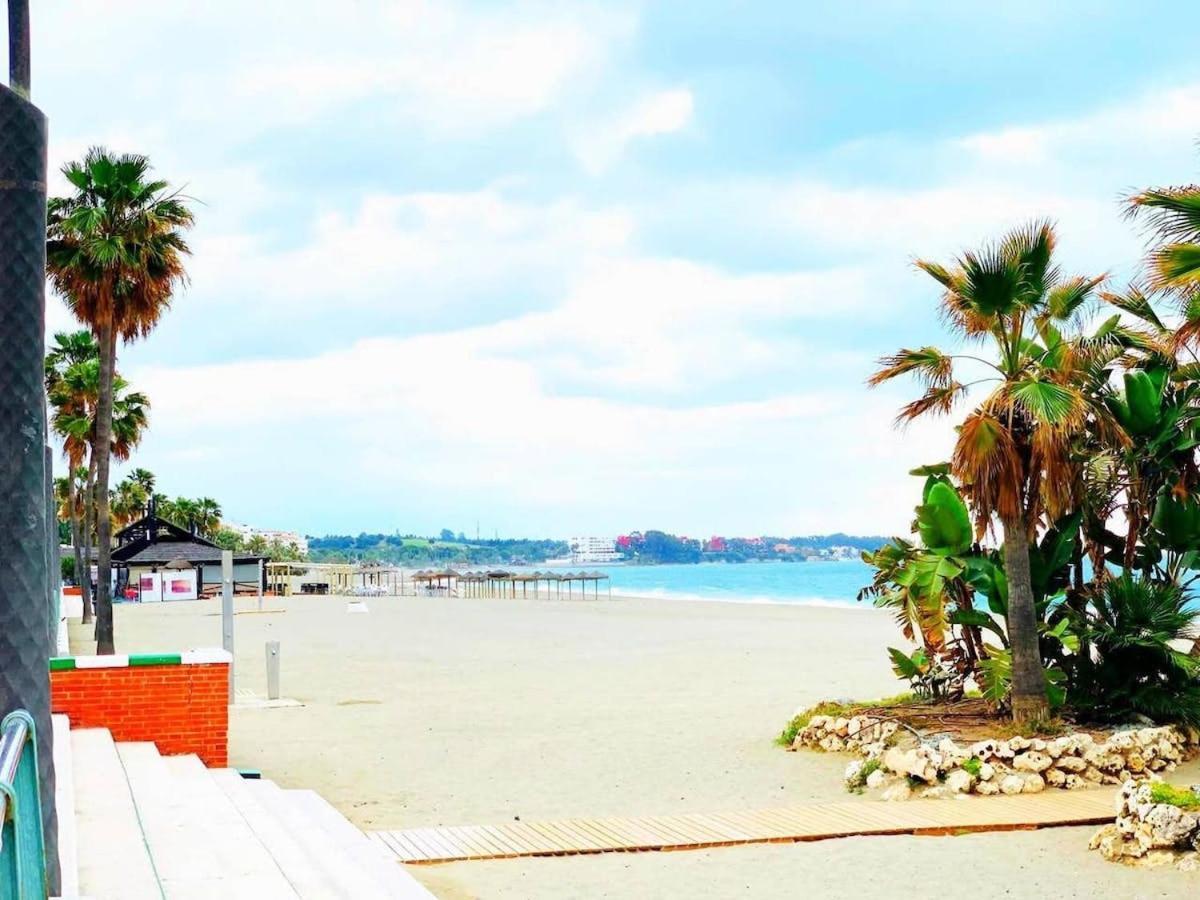 Espectacular Piso En Primera Linea De Playa Estepona Bagian luar foto